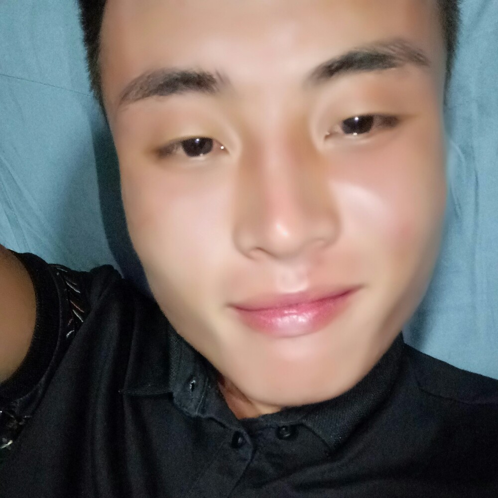 落后小蝴蝶的照片