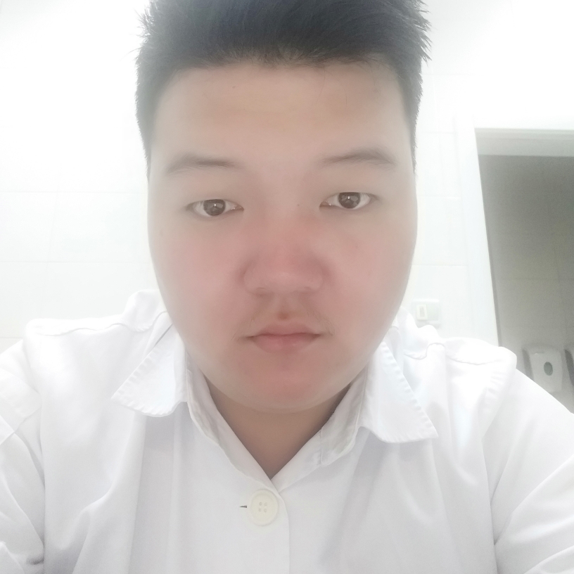 小胖源源的照片