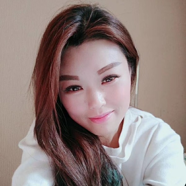 草莓向懦弱的照片