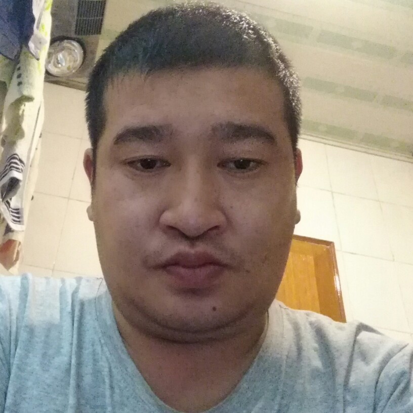 约会星期八的照片