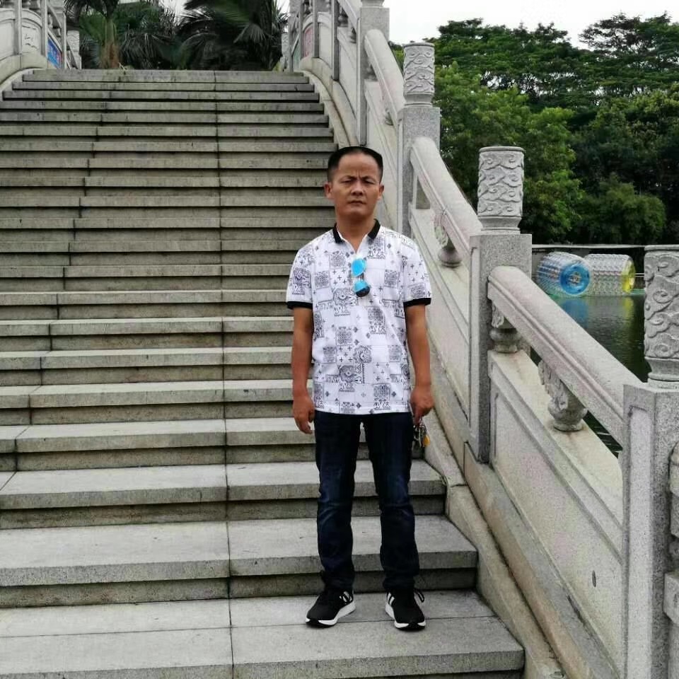，潘红军的照片