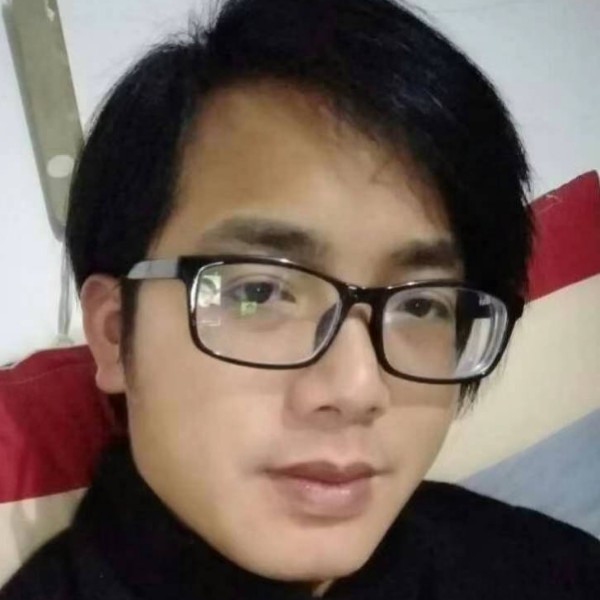 小生姓什么的照片