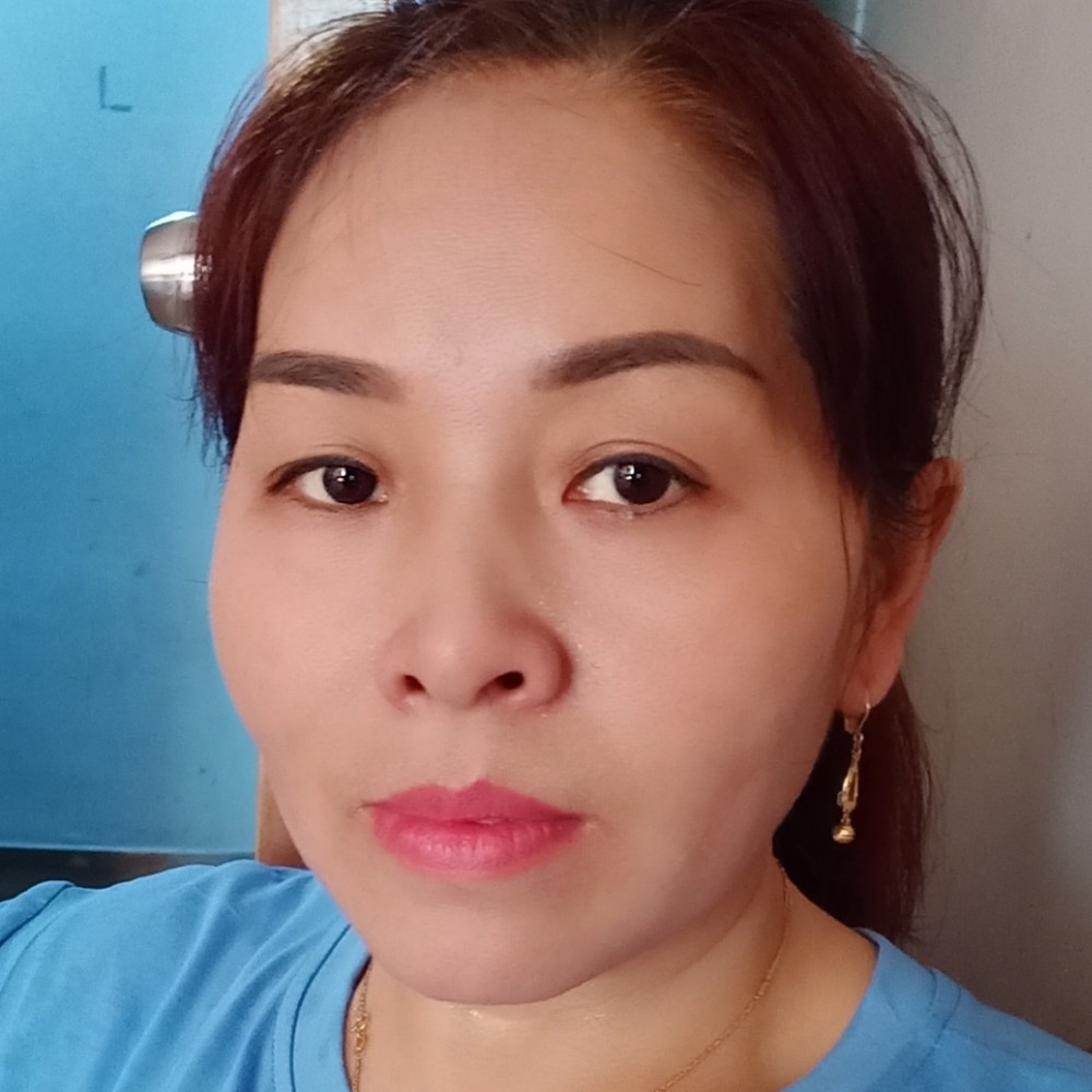 自觉与初妆的照片