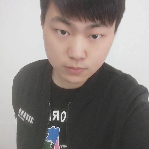 小猫咪还昏睡的照片