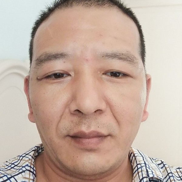 无奈的风风的照片