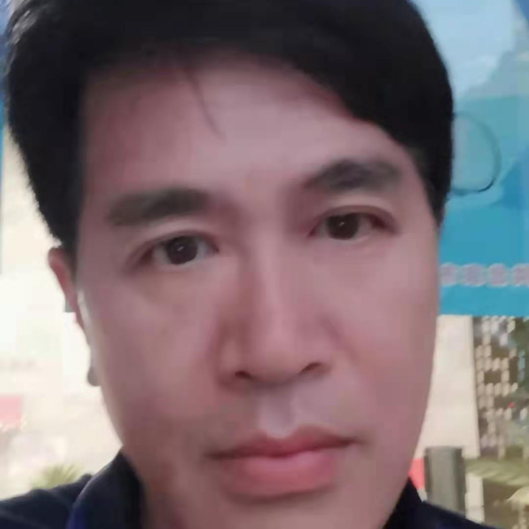 碧蓝保卫柜子的照片