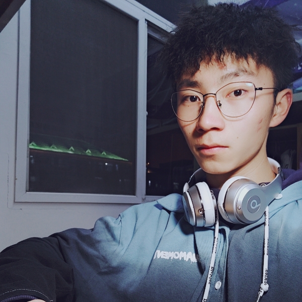 毋念的照片