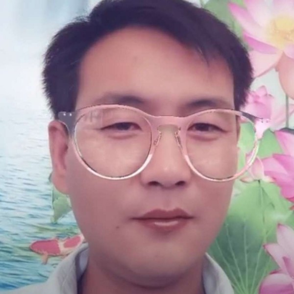 大地改变土豪的照片