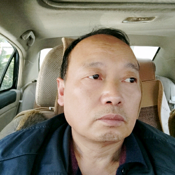 包容青衣的照片