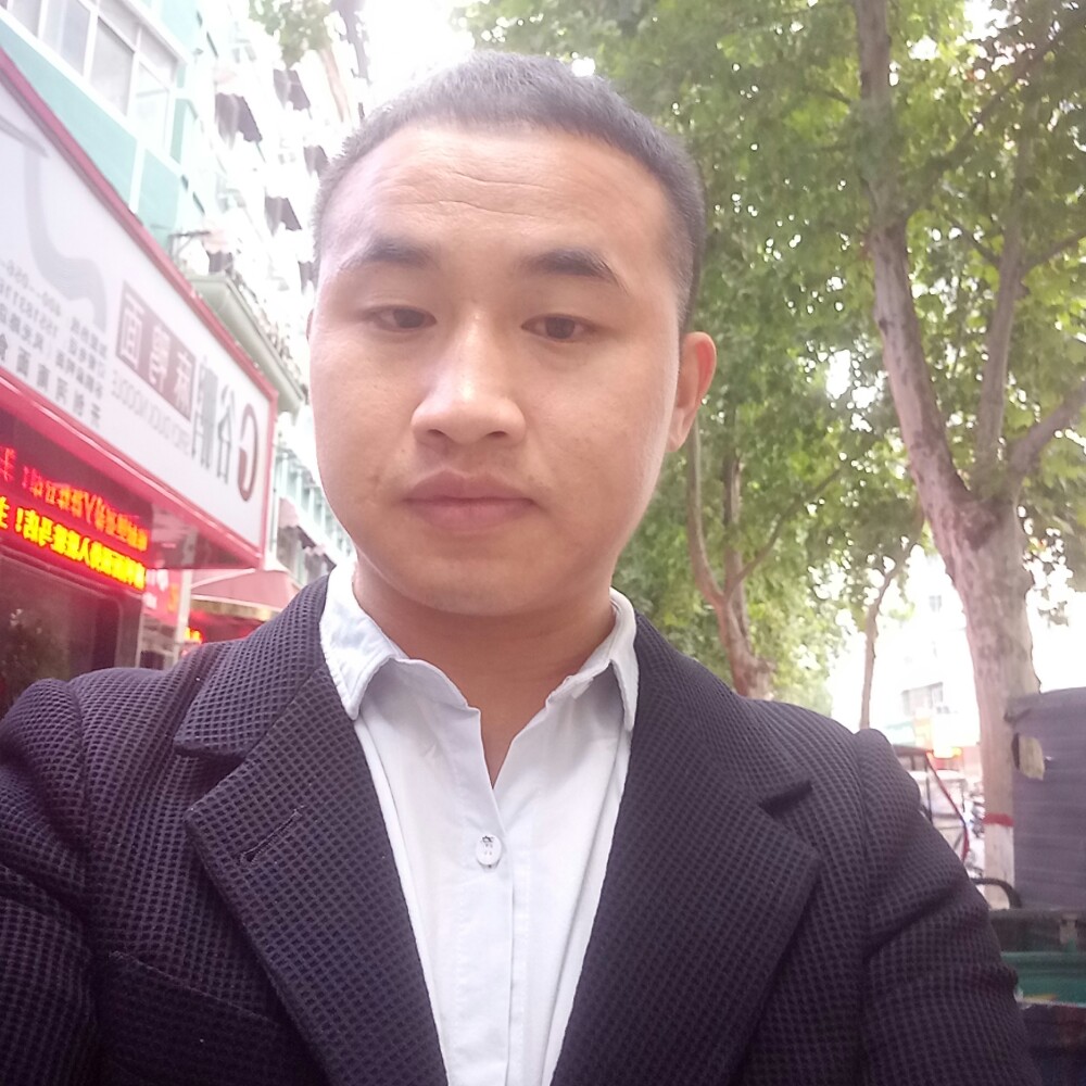 春天回首明亮的照片