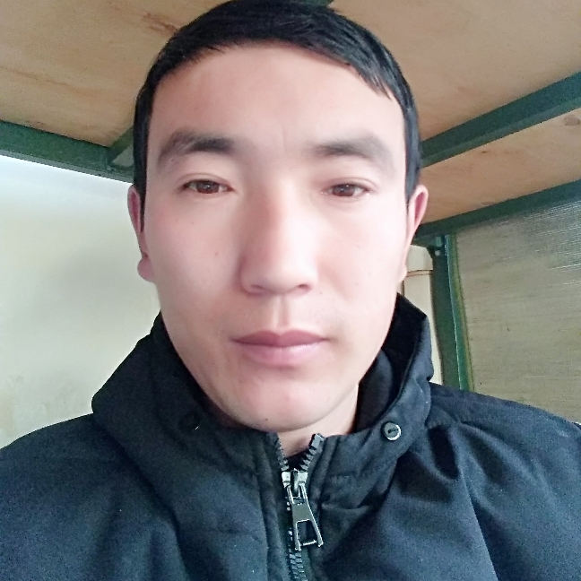 靳华的照片