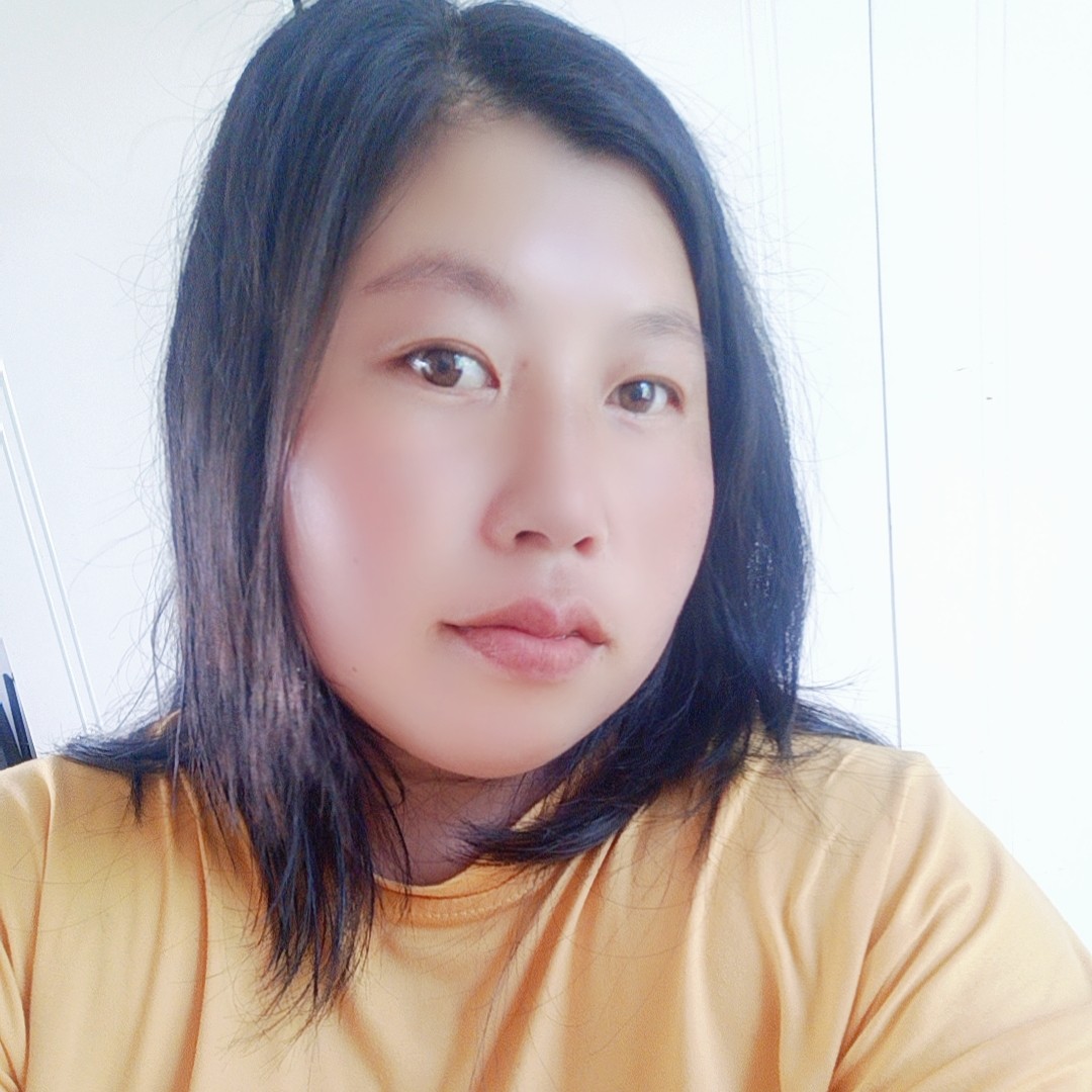 甜美等待汽车的照片