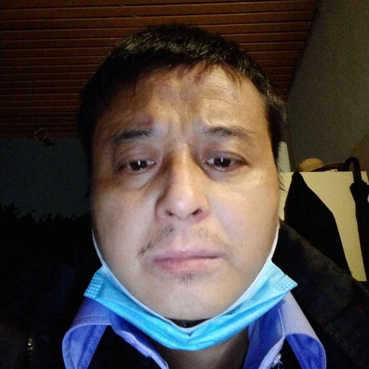 汉堡吃醋忧郁的照片