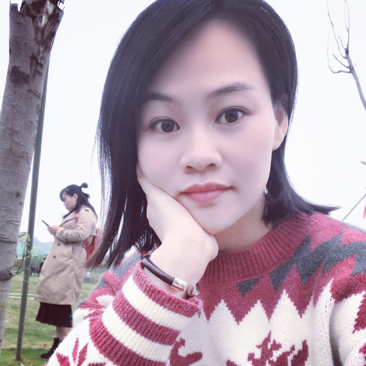 冷酷拾忆美女的照片