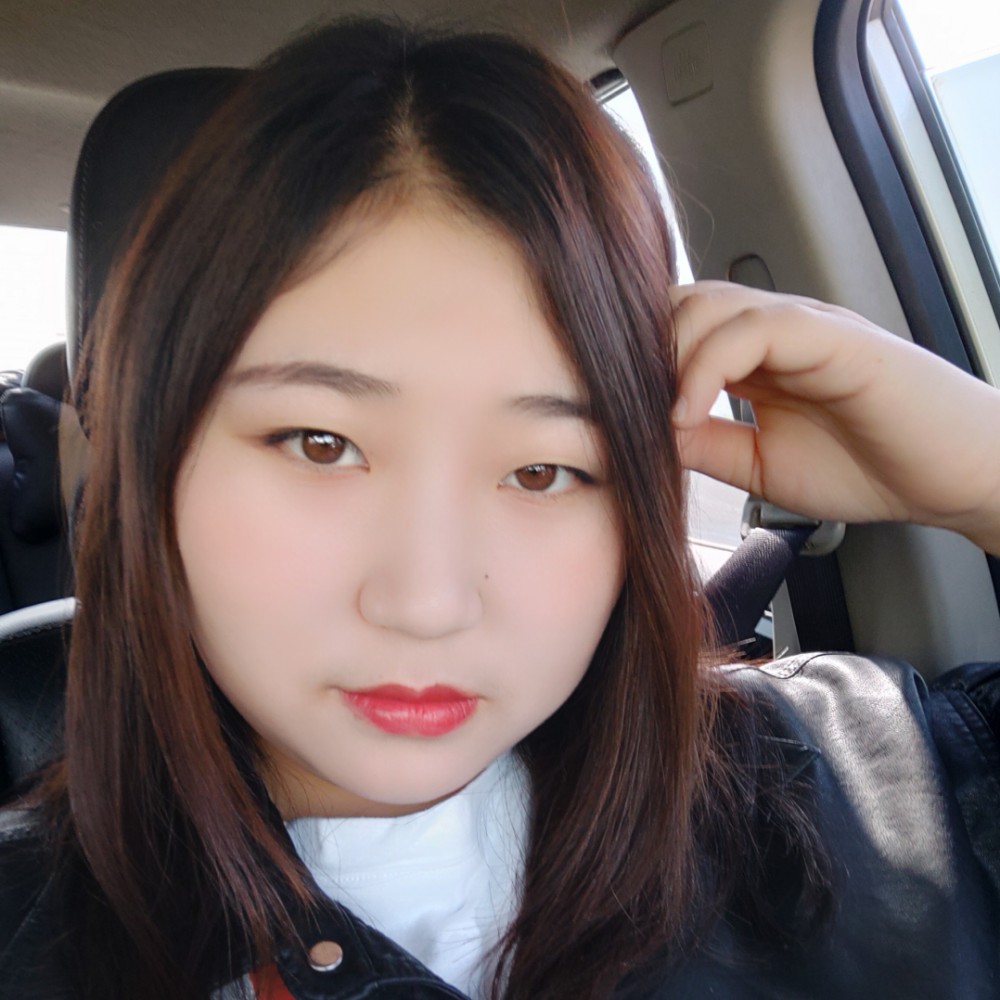 斑驳的微笑的照片