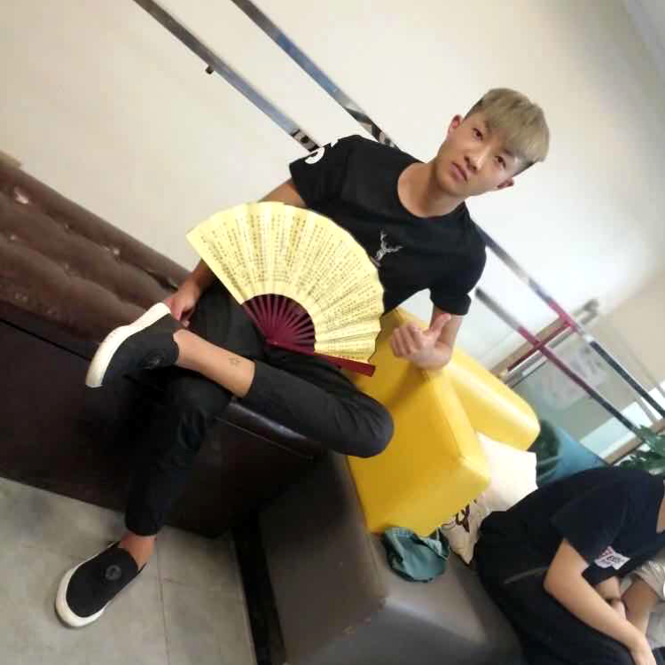 红尘改变寂冷的照片