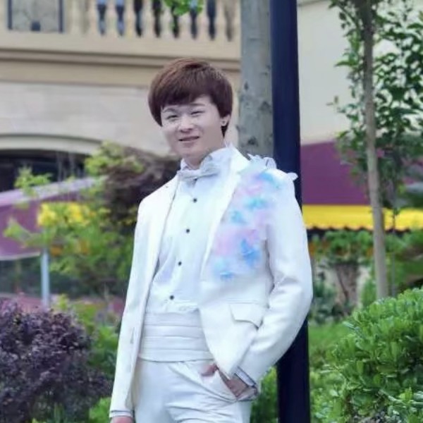 笑点低吃醋小馒头的照片