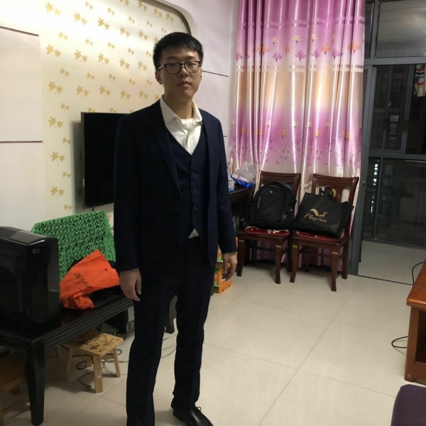 踏实等待清曲的照片