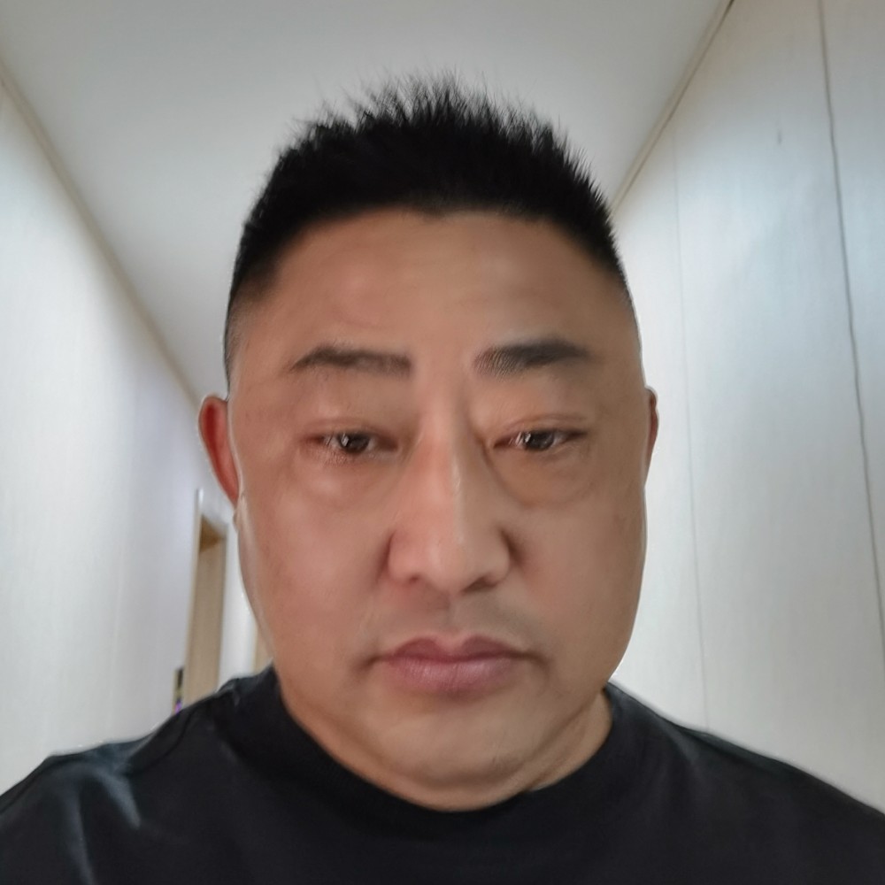 高新峰的照片
