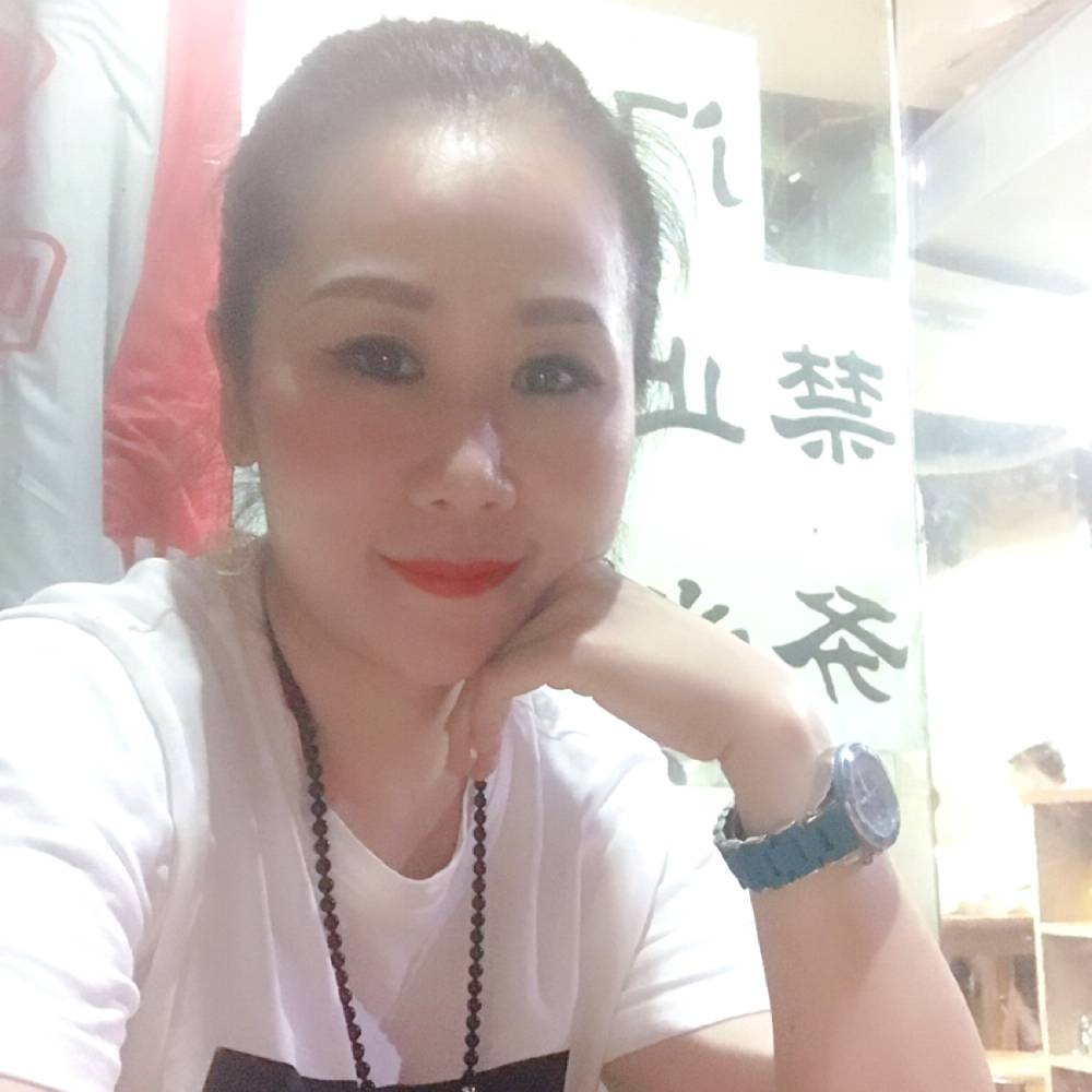 受伤方大树的照片