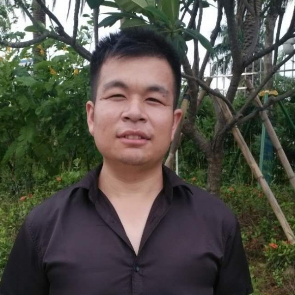 请叫我龙龙的照片