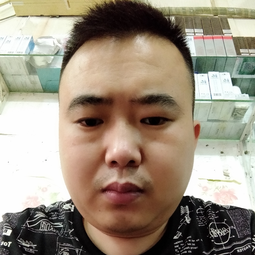 河马等于默默的照片