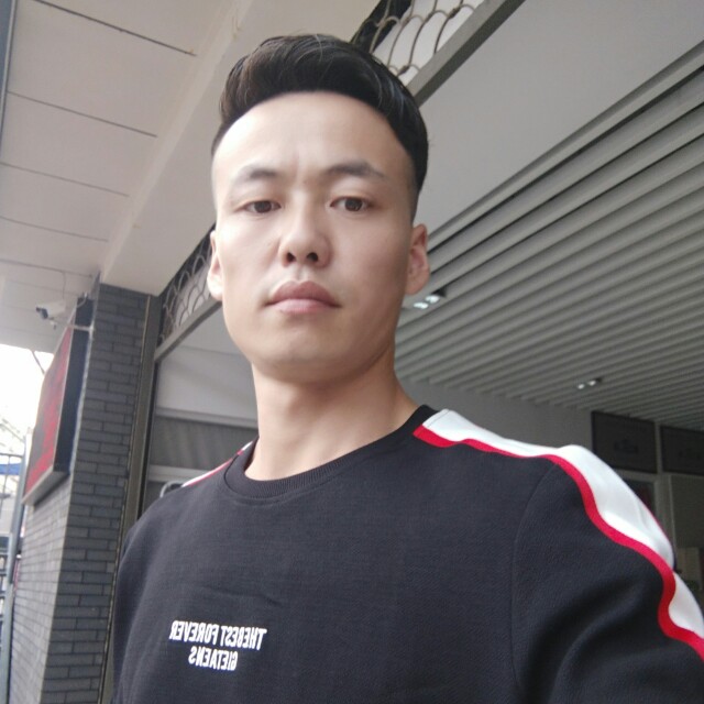 这里找到合适的她的照片