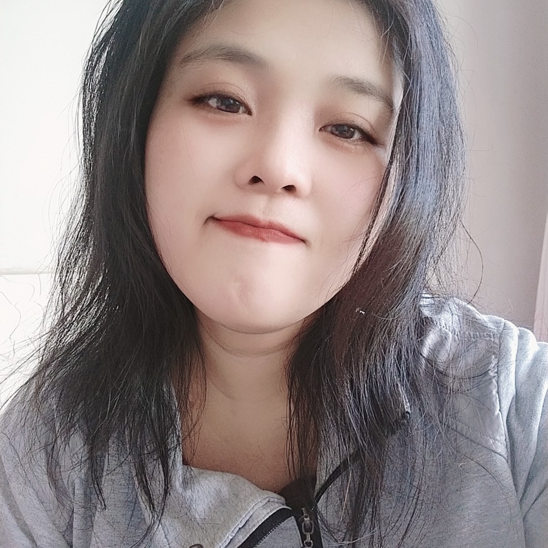 金毛遇見风趣的照片