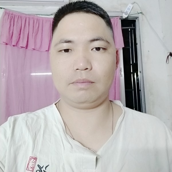 沈展的照片