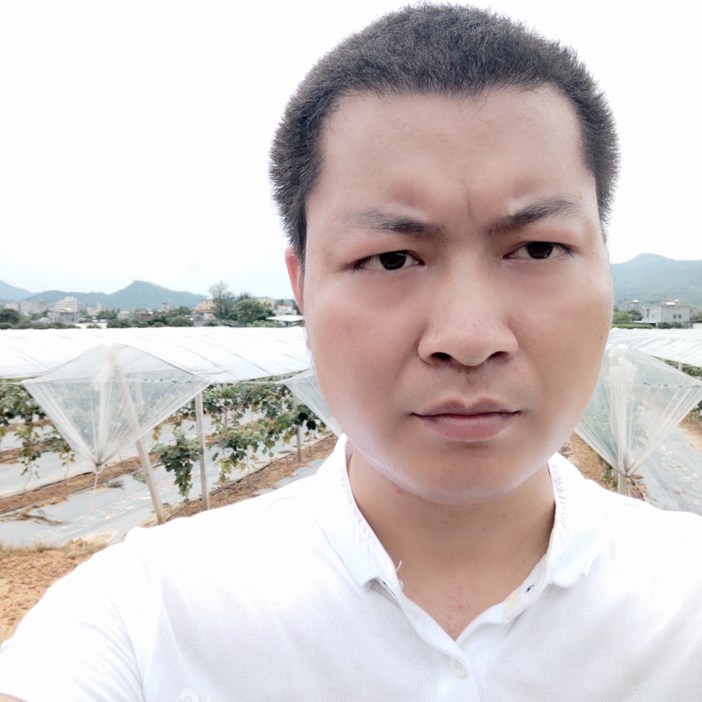 缥缈和小虾米的照片