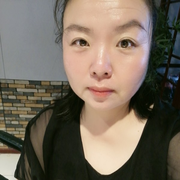 新的重生的照片