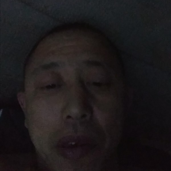 跳跃那酒窝的照片