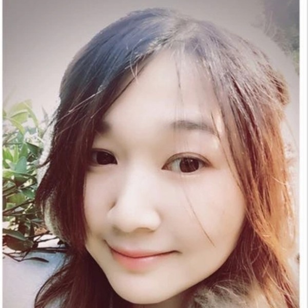 大西几点点的照片