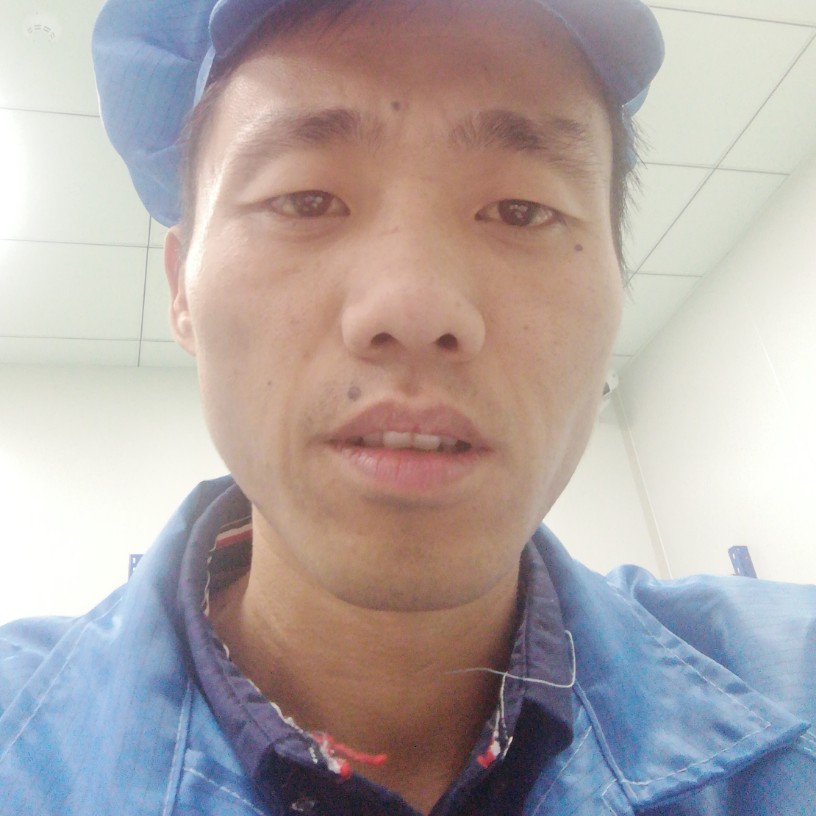 孤独烤鸡的照片