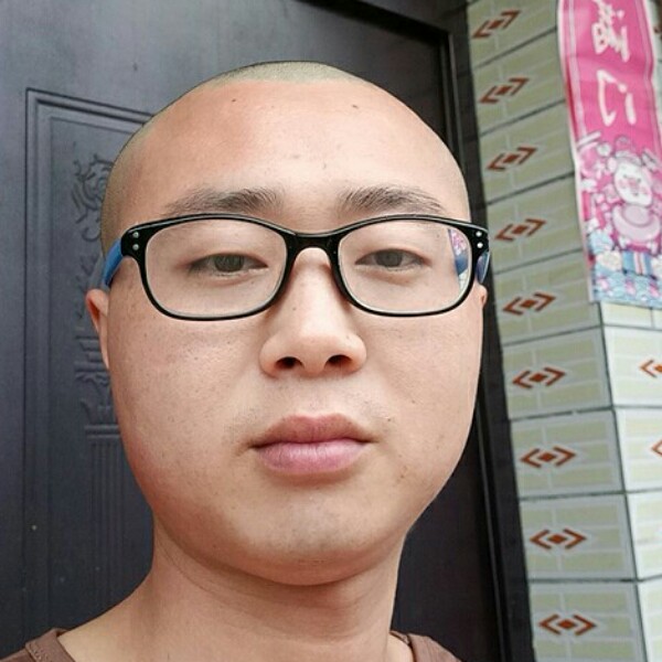 冯先成的照片