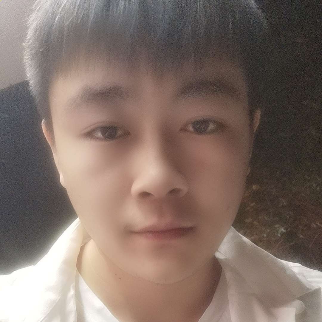 ，孤身一人的照片