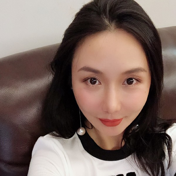婉丝的照片