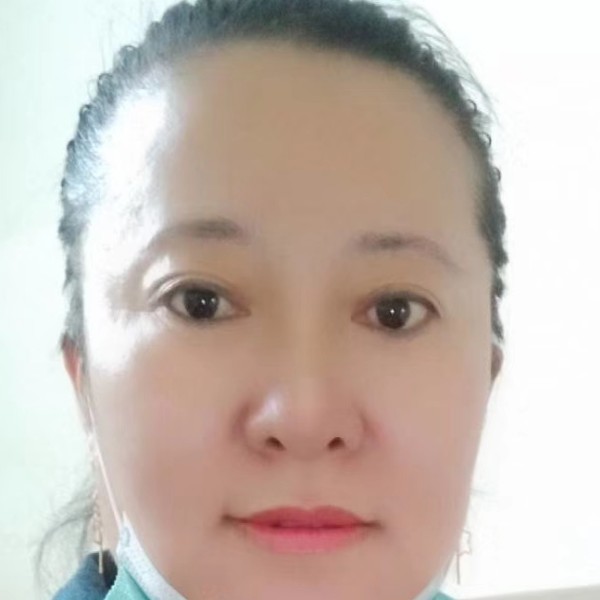东北佳人的照片
