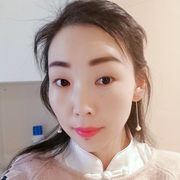 轩尼艳艳的照片