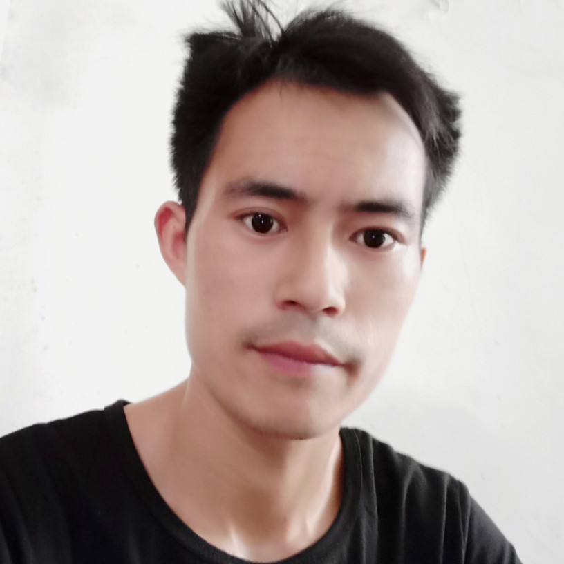 安静青琯的照片