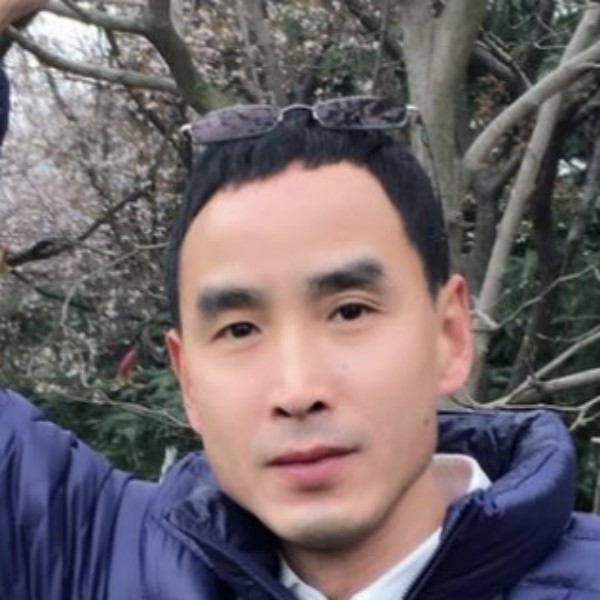 曹桂华的照片