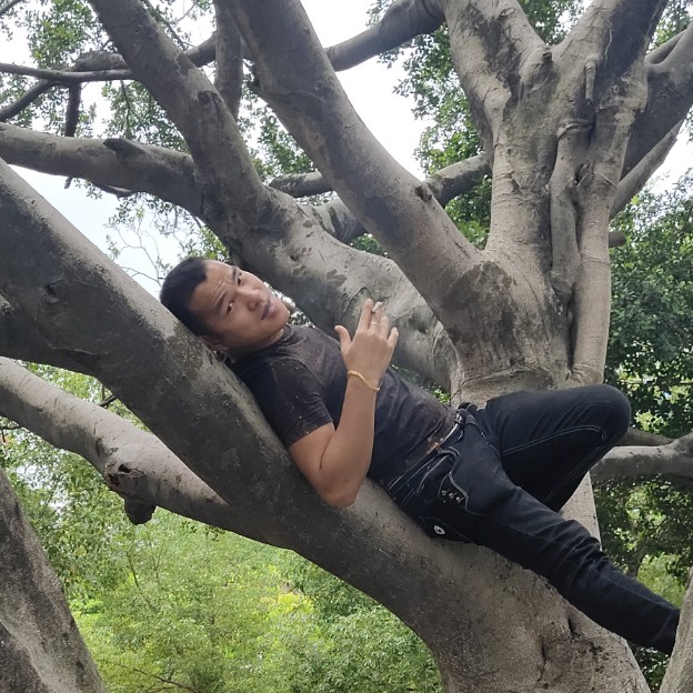 广仔的照片