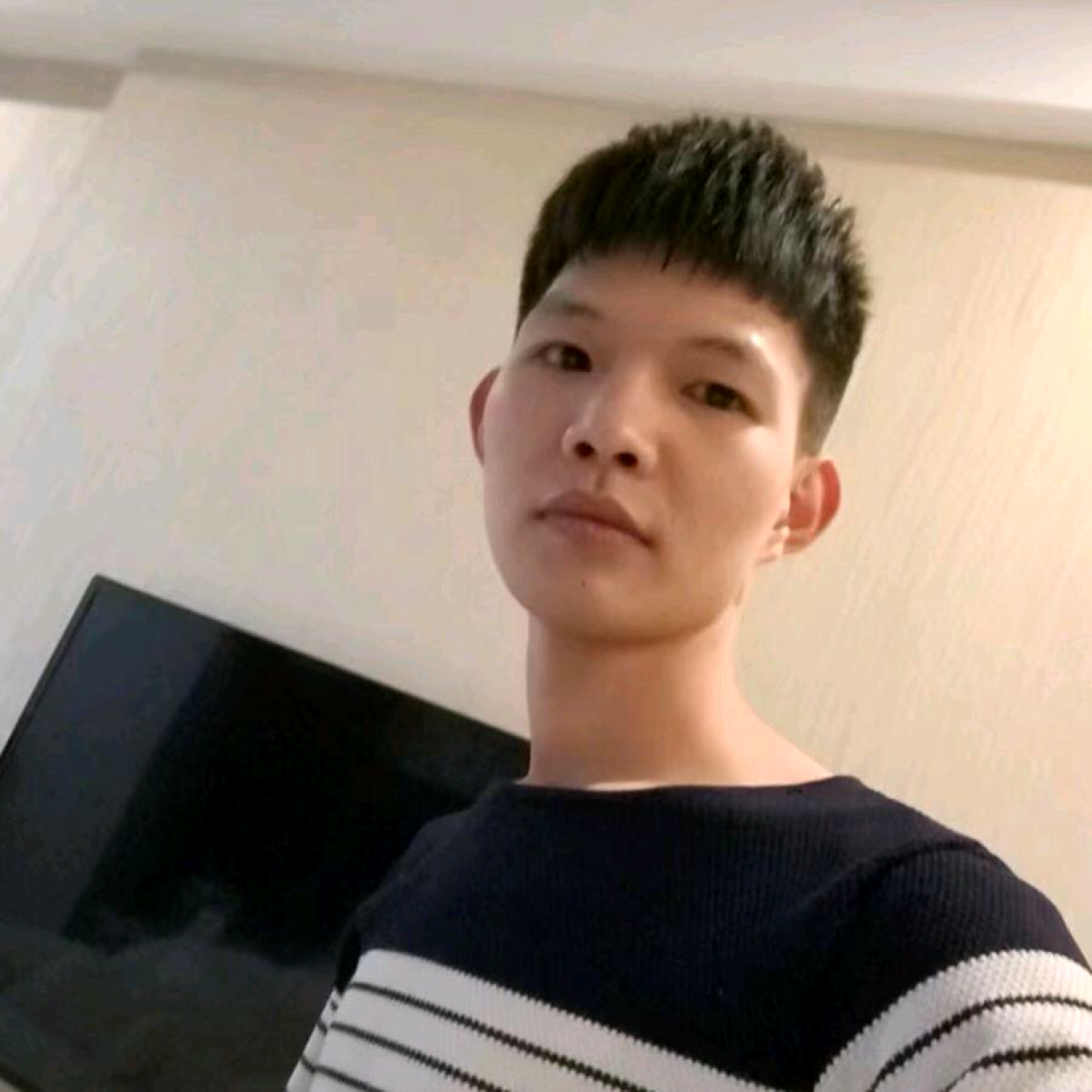 顺利爱高跟鞋的照片