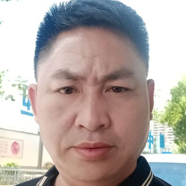 金针菇闻无垠的照片