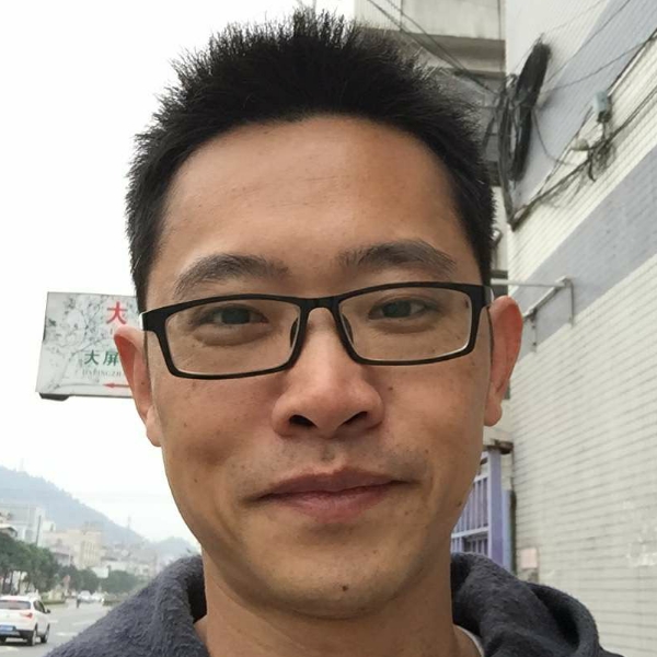 错落等待的照片