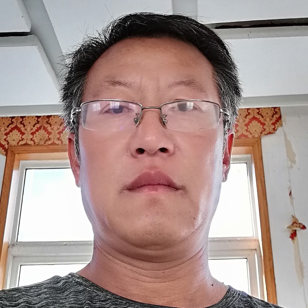 蘩藜还老迟到的照片