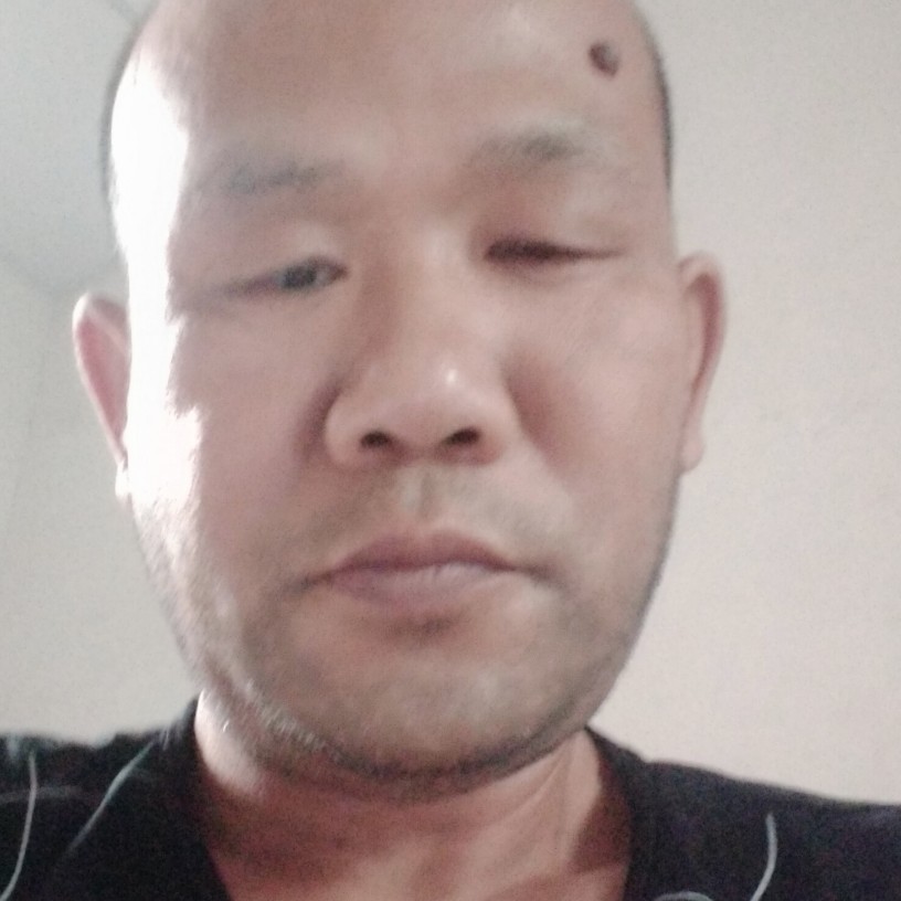 蘩藜回首激昂的照片