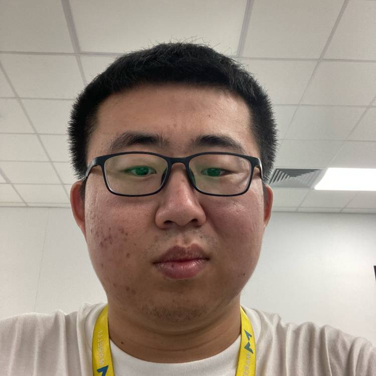 大脚印的照片