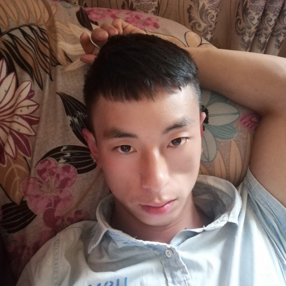 沉静爱凉面的照片