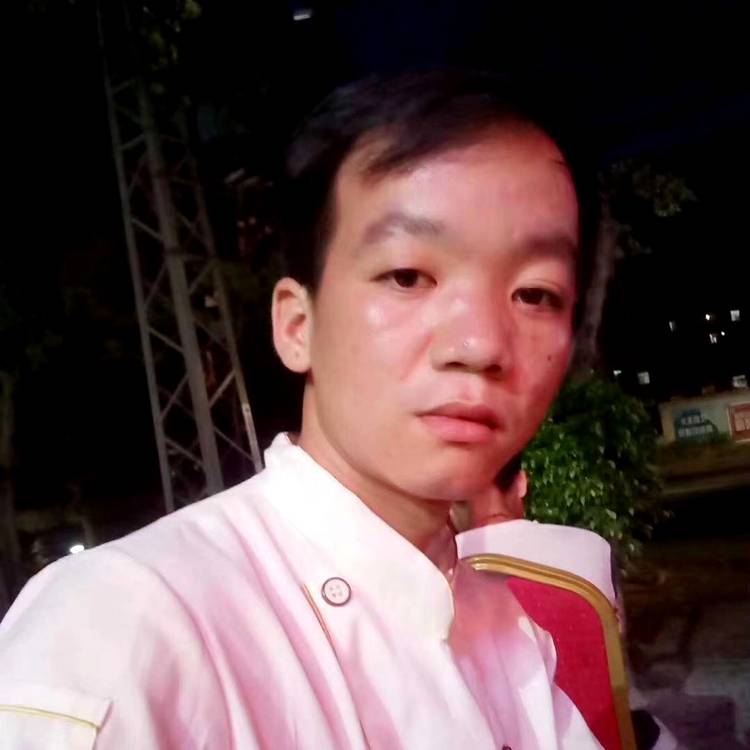 哑铃笑自由的照片
